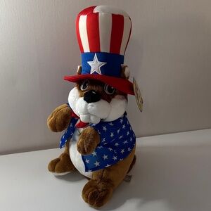 NEW PATRIOTIC BUCEE PLUSH STUFFED ANIMAL